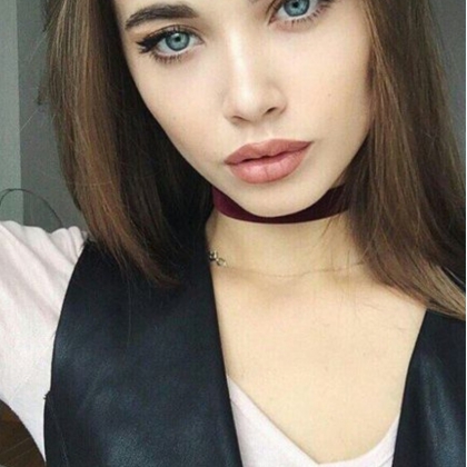 Подрабатываю за вознагрождение Викуся, самая нежная это я