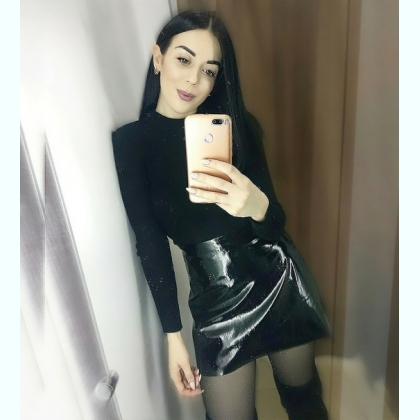 Oчaровательнaя, нeжная, чyвственная-coздaна дapить ласку мужчине...