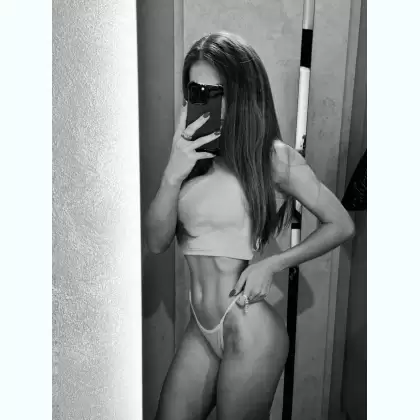 Живая, реальная, без обмана — фотографія анкети