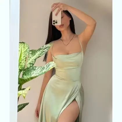 Плавные линии прикосновений создают удовлетворения — фотография анкеты 5