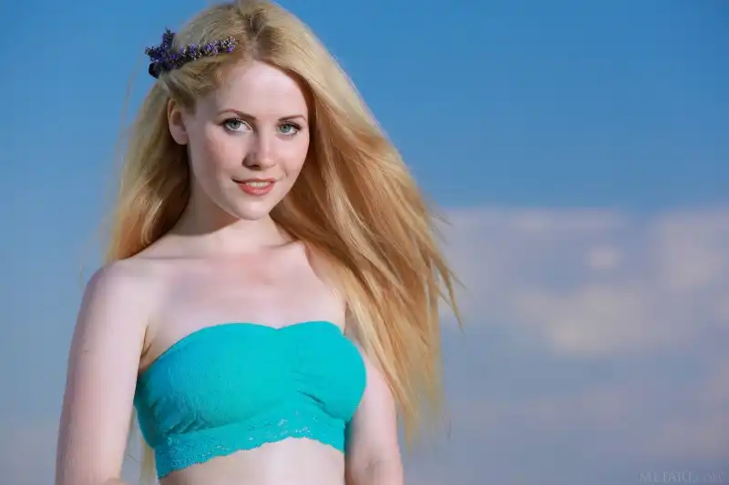 Милашка-кішка шукає компанію на ніч: знижки чекають — фотографія анкети