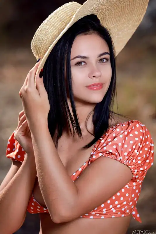 Симпатична дівчина чекає на приємну зустріч. Можливий виїзд. — фотографія анкети