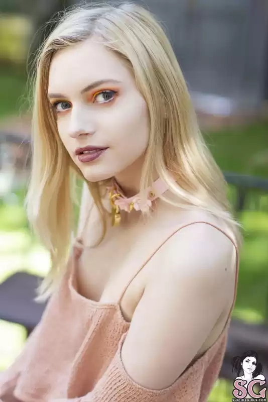 Элегантный ароматический массаж с подарком на осень — фотография анкеты