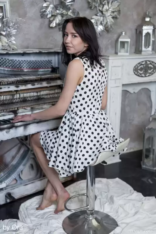 Делікатна розмова та приємні миті на відстані — фотографія анкети