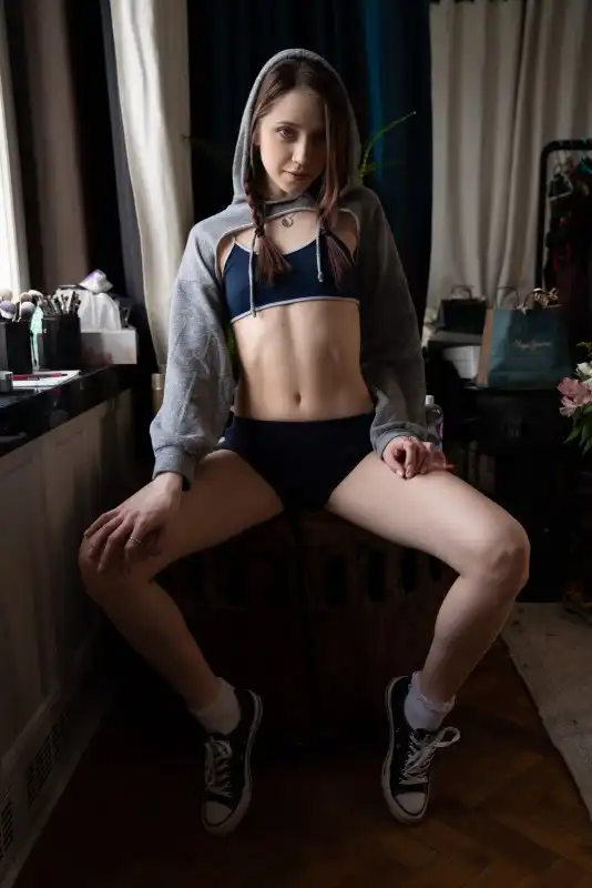 Милі кошенята чекають на зустріч з чоловіками на ніч — фотографія анкети