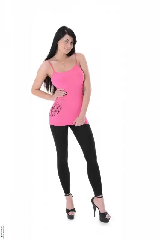 Віртуальний відпочинок з родзинкою — фотографія анкети