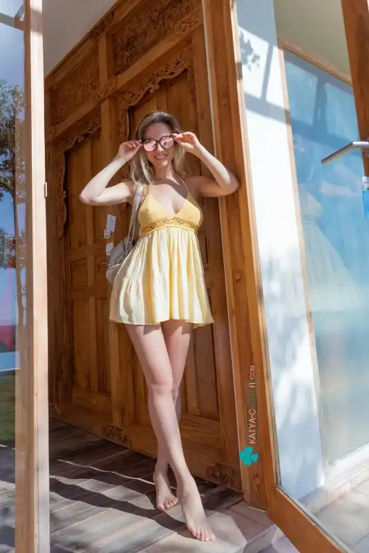 Нова VIР дівчина в шкіряному комплекті без передоплат — фотографія анкети